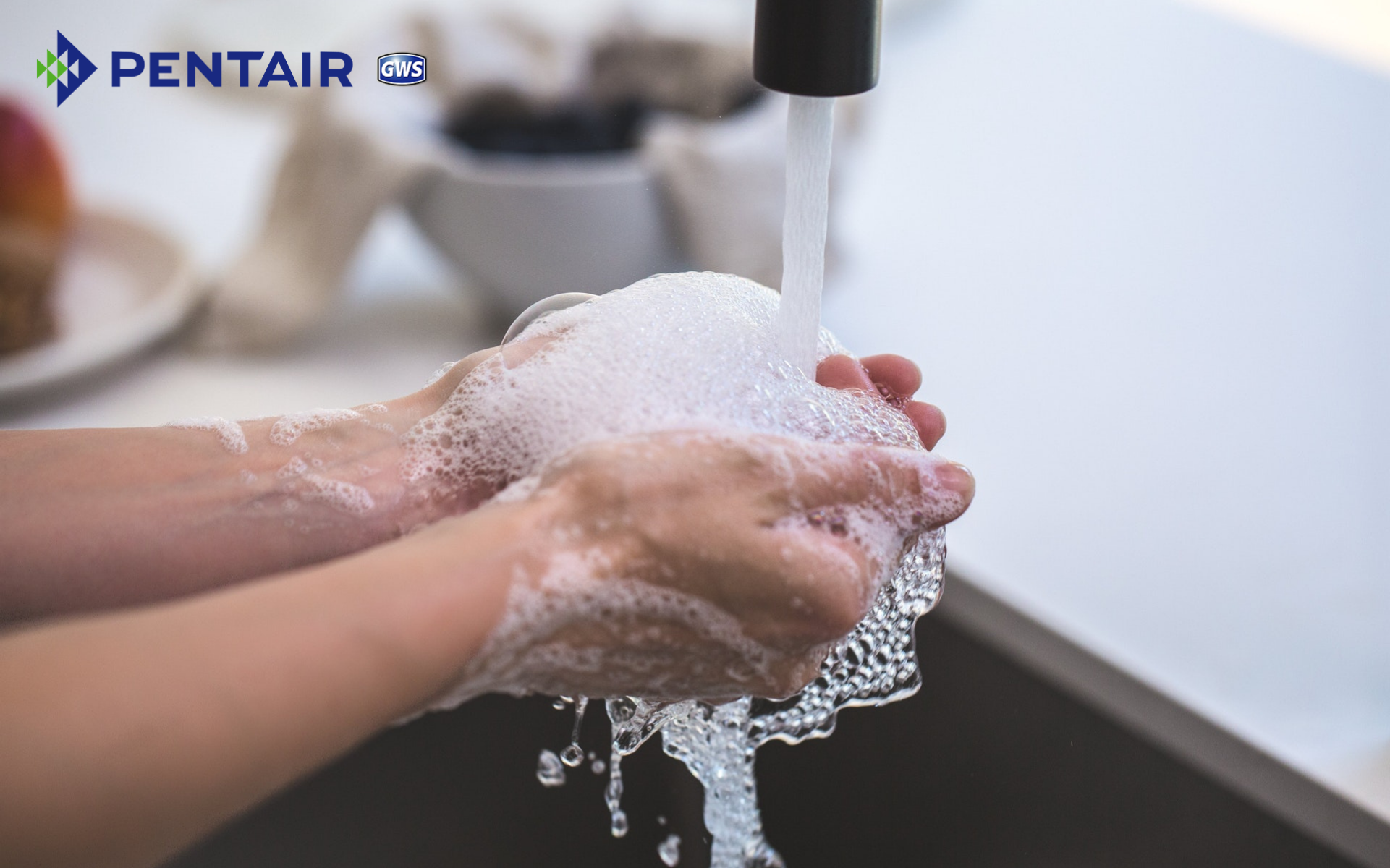 Sử dụng nước cứng ảnh hưởng tới khả năng làm sạch và tạo bọt của các chất tẩy rửa